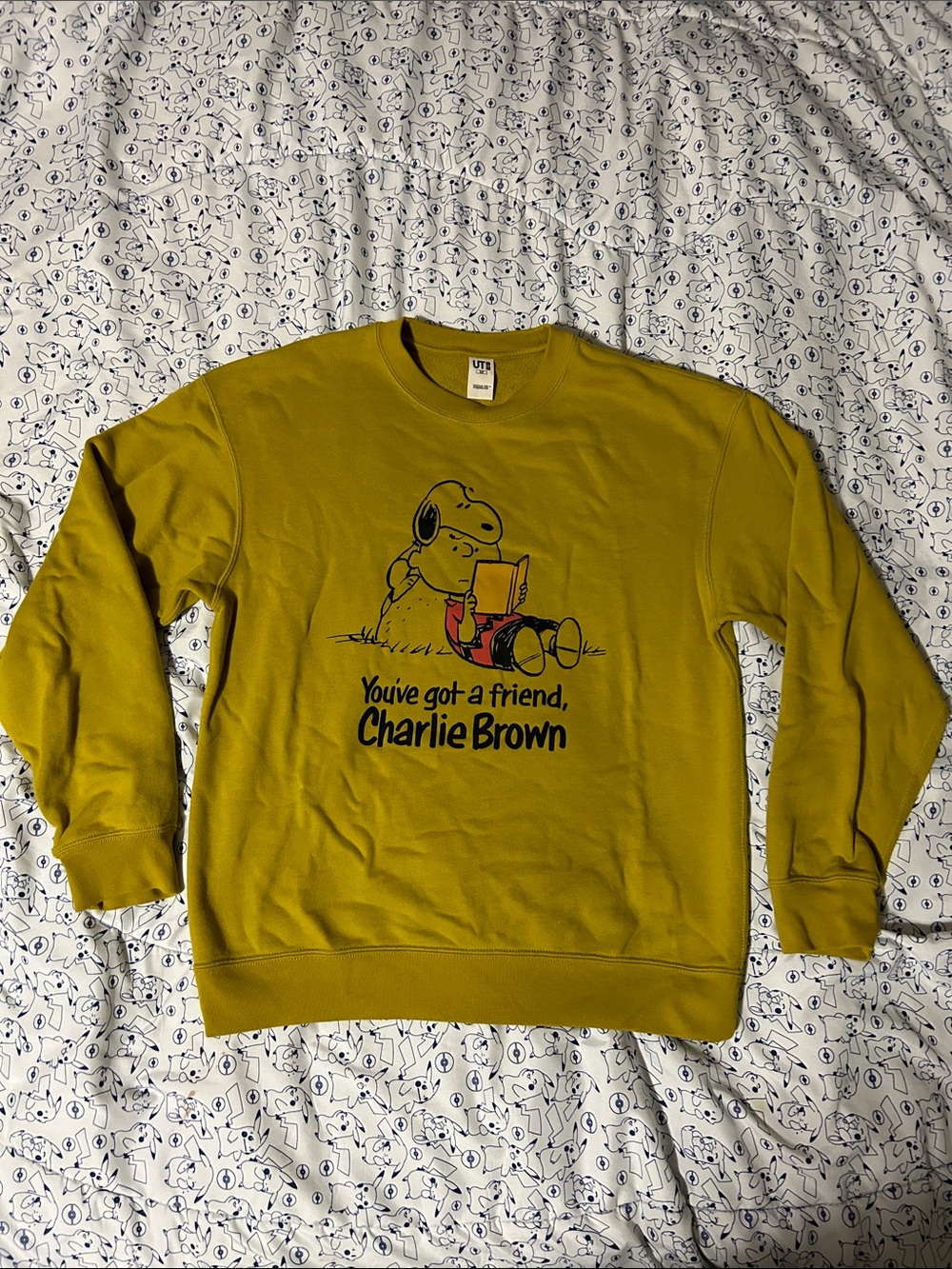 UNIQLO x SNOOPY CHARLIE BROWN Comic Graphic Mustard Yellow Crewneck Sweater
